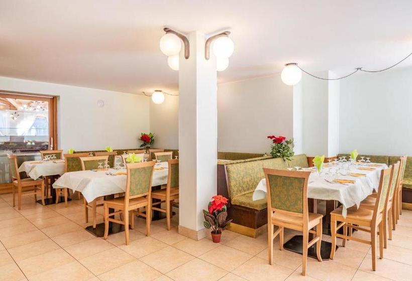 ホテル Monclassico