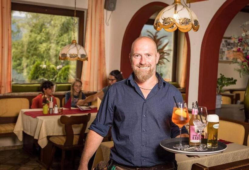 בית מלון כפרי Pariente