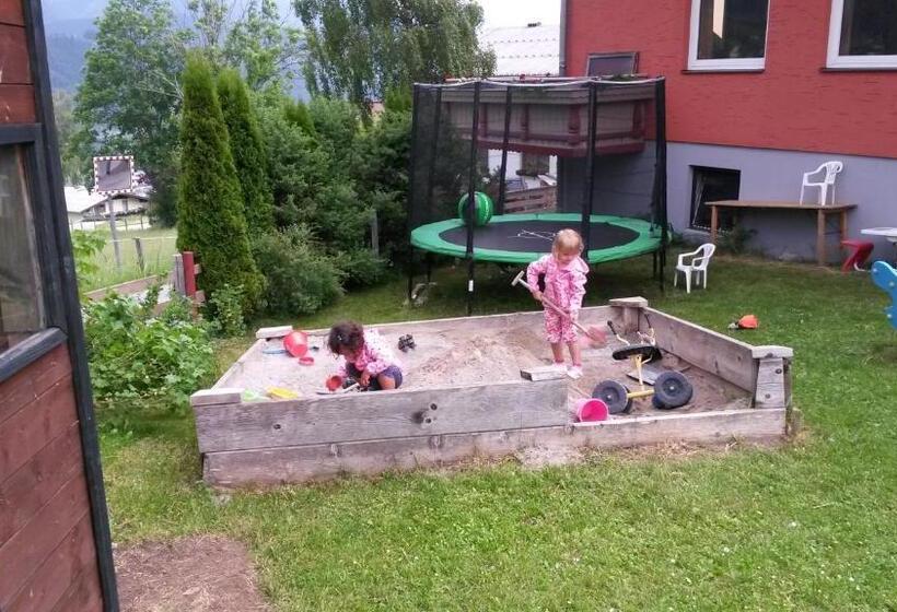 בית מלון כפרי Pariente