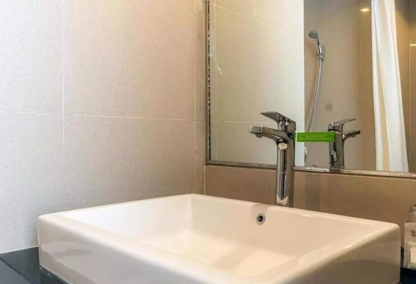 Hotel Primebiz  Cikarang