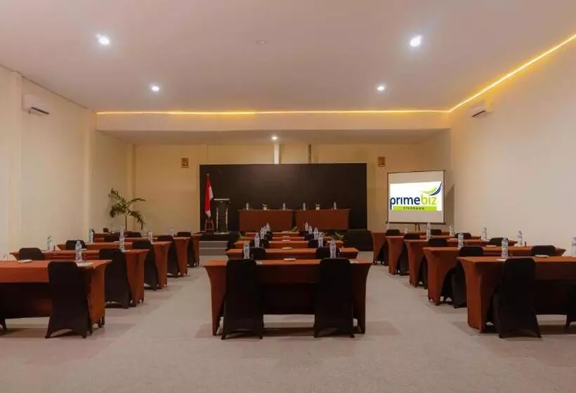 Hotel Primebiz  Cikarang