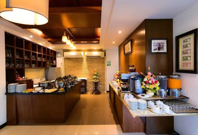 هتل Rapeepan Ville