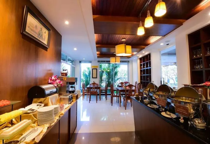 هتل Rapeepan Ville