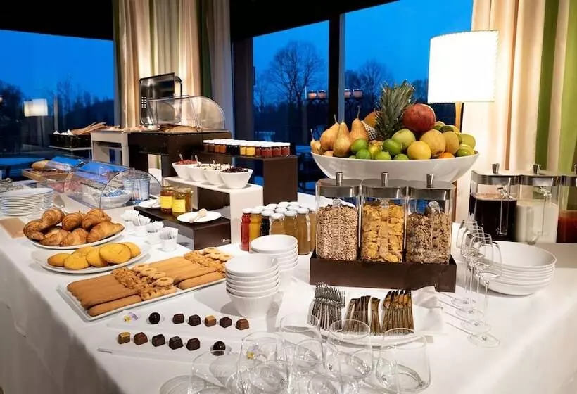 Отель Relais Golf Padova