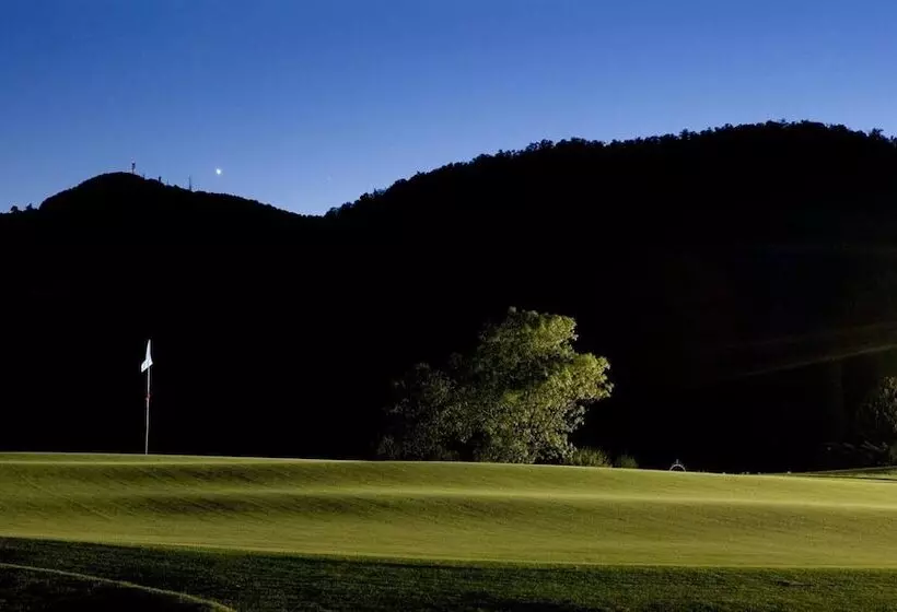 Отель Relais Golf Padova