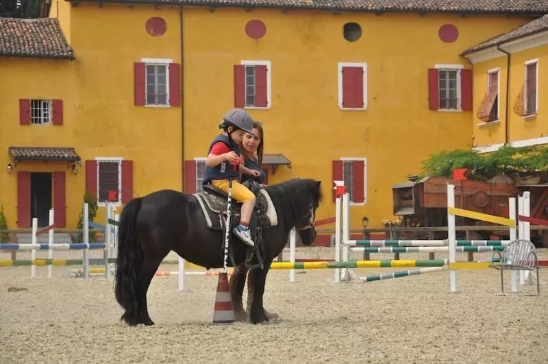 فندق ريفى Agriturismo Cascina Corte Grande