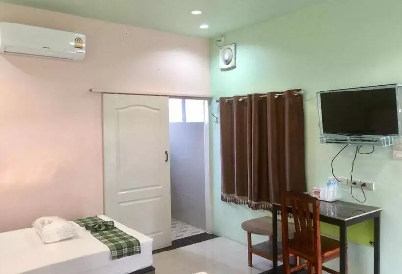 酒店 Thansila Resort&garden Buriram