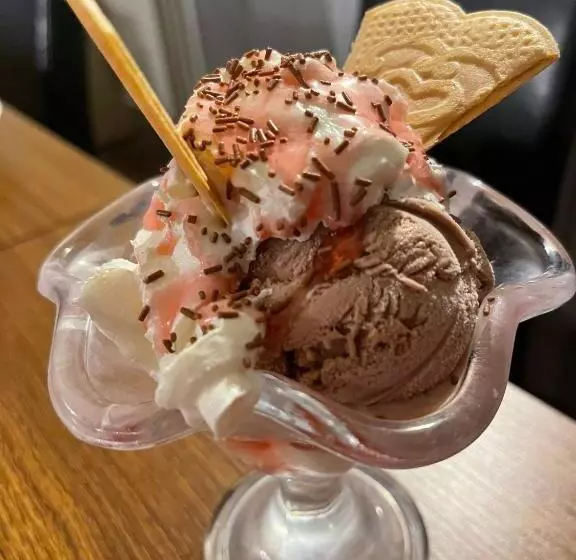 Отель The Queen Victoria