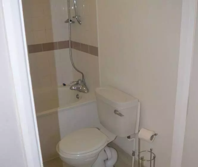 Отель The Queen Victoria