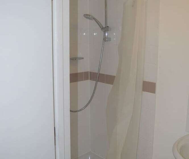 Отель The Queen Victoria