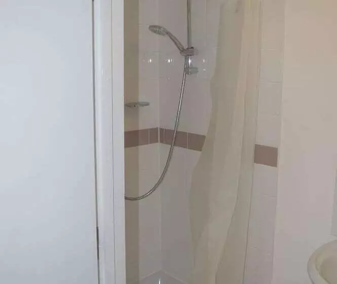 Отель The Queen Victoria