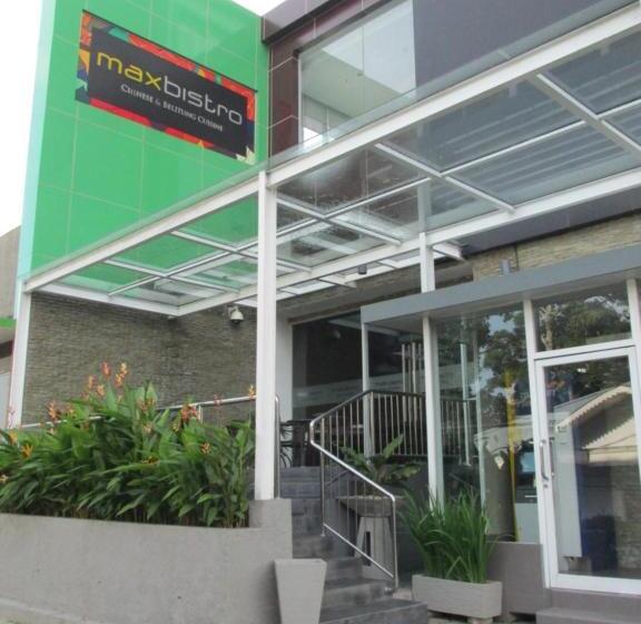 Dk Belstar Hotel Belitung