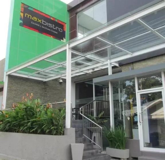 Dk Belstar Hotel Belitung