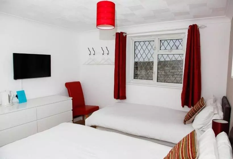 پانسیون Polygon Villas Guest House