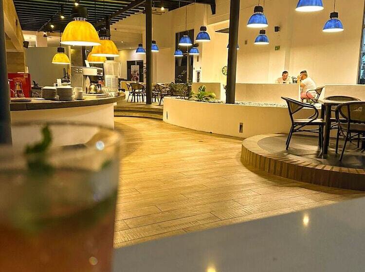 Pop Art Hotel Clc Mamonal Cartagena