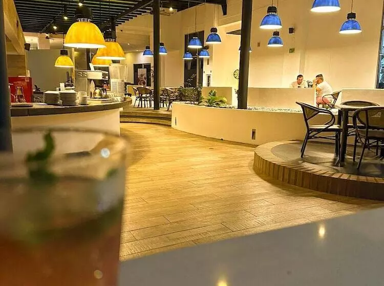 Pop Art Hotel Clc Mamonal Cartagena