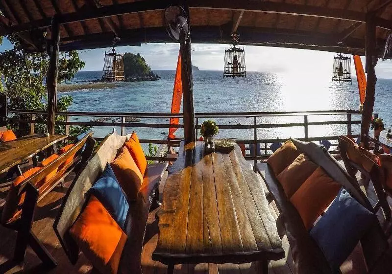 Serendipity Beach Resort Koh Lipe