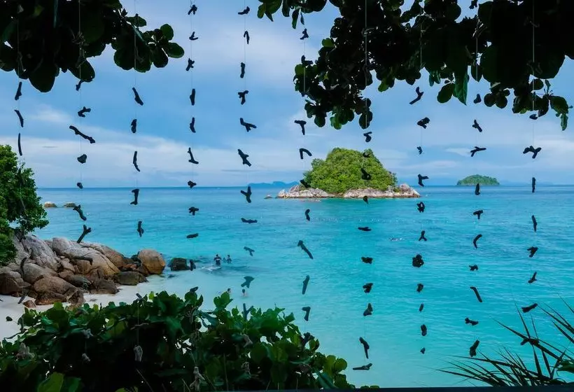 Serendipity Beach Resort Koh Lipe