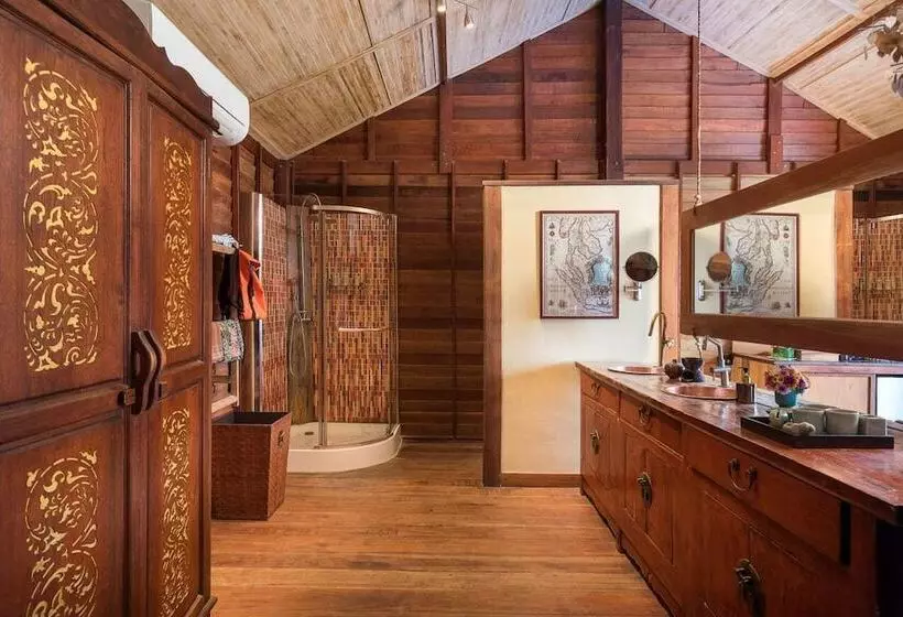 Serendipity Beach Resort Koh Lipe