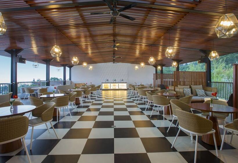 Surya Hotel & Cottages Prigen