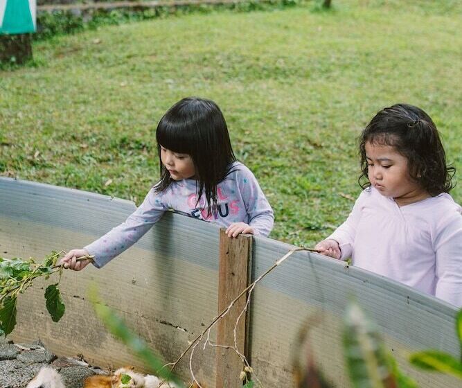 Surya Hotel & Cottages Prigen