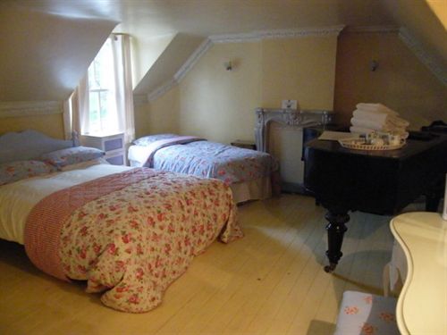 The Old Bakers Cottage B&b