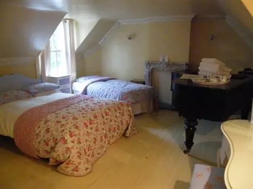 The Old Bakers Cottage B&b