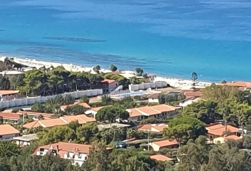 Hotelli Emmesse Di Miceli Michele & C. Sas