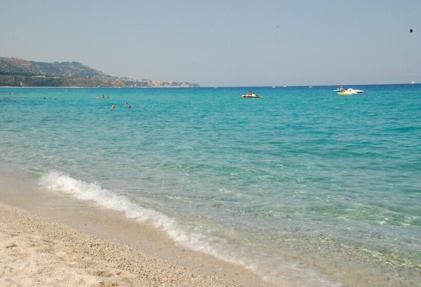 ホテル Emmesse Di Miceli Michele & C. Sas