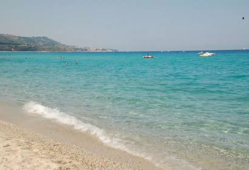 Hotelli Emmesse Di Miceli Michele & C. Sas