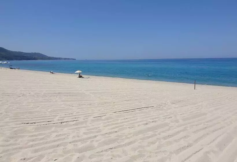 Hotelli Emmesse Di Miceli Michele & C. Sas