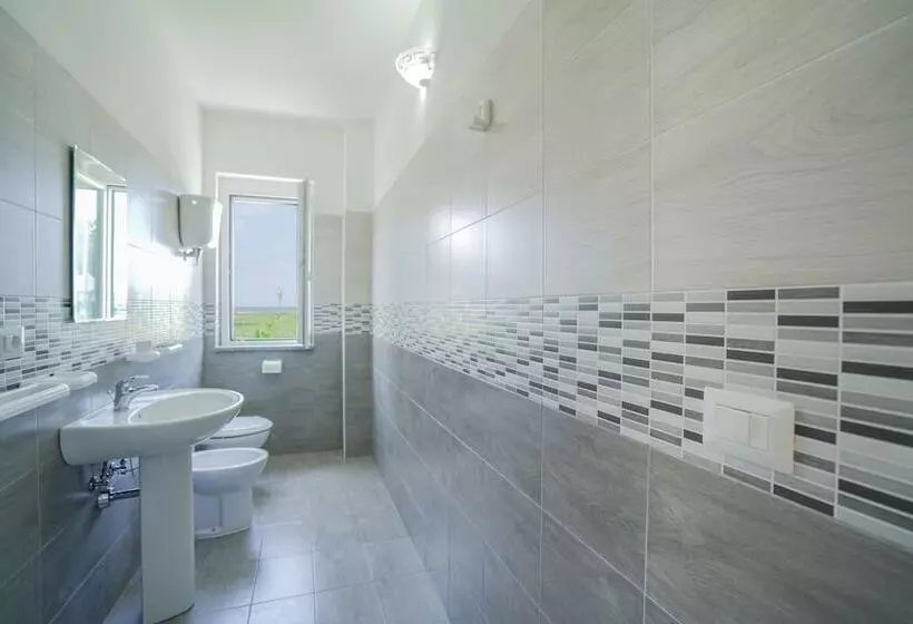 Hotelli Emmesse Di Miceli Michele & C. Sas