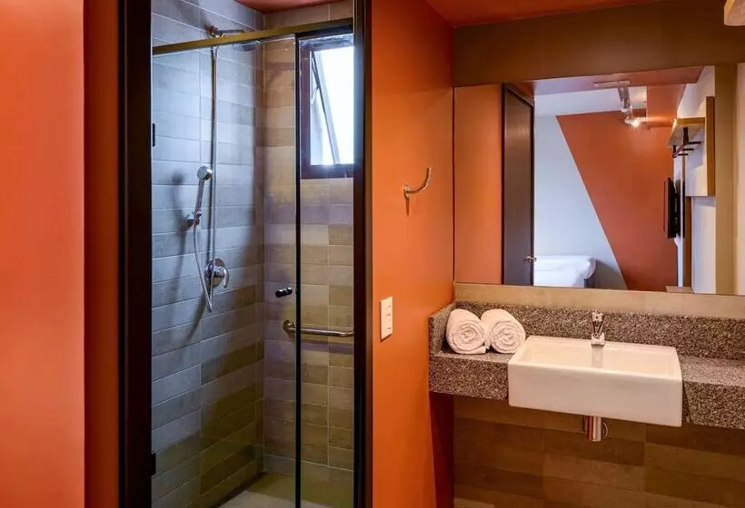 ホテル Ibis Budget Camboriú