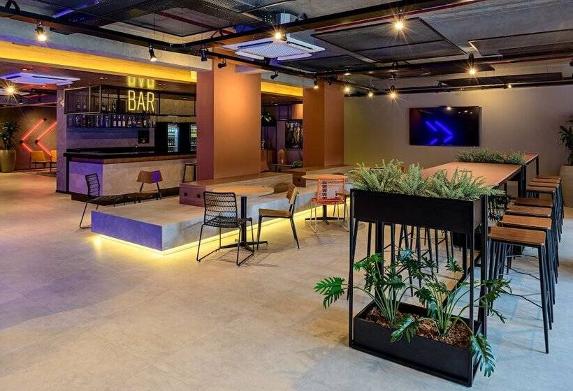 酒店 Ibis Budget Camboriú