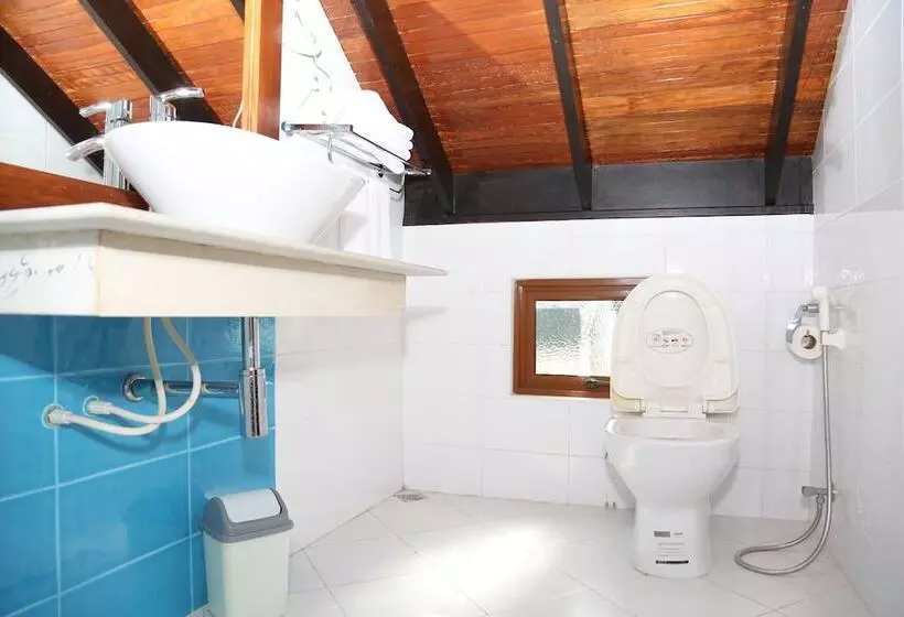 هتل Pandanus Villa