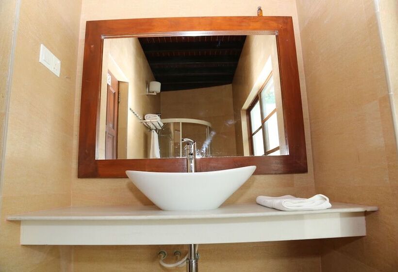 هتل Pandanus Villa