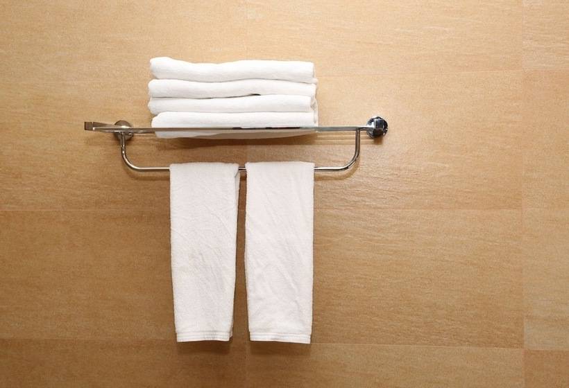 هتل Pandanus Villa