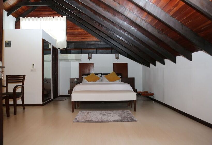 هتل Pandanus Villa