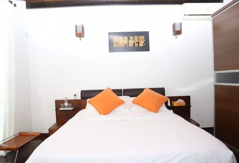 هتل Pandanus Villa