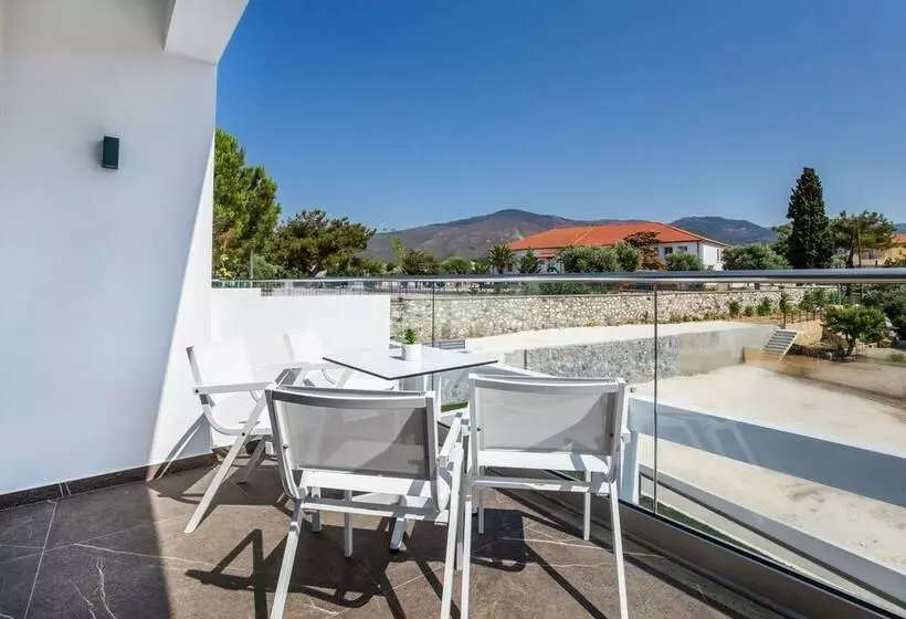 Aamiaismajoitus (B&B) Epicentrum Suites Fresh