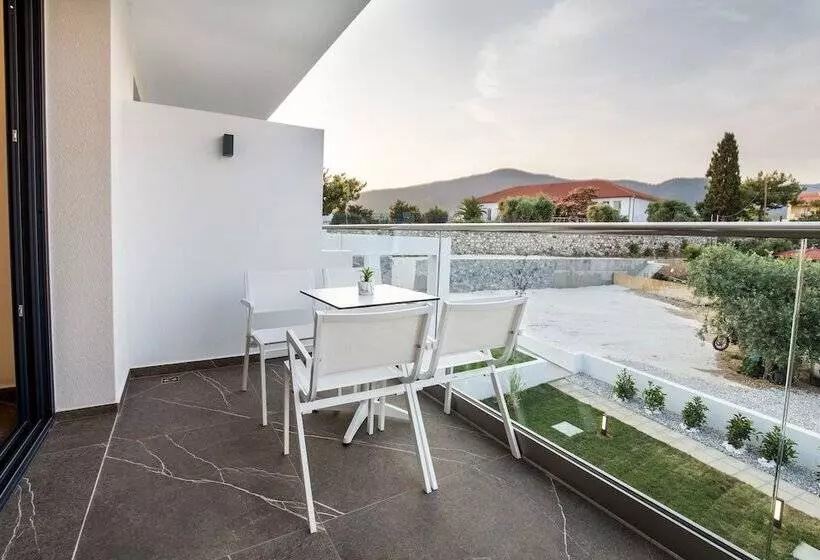 Aamiaismajoitus (B&B) Epicentrum Suites Fresh