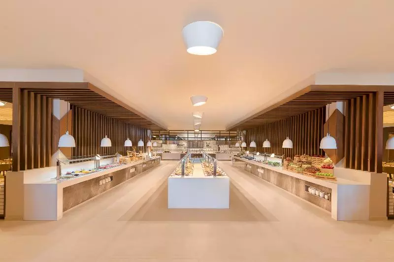 Hotelli Royalton Splash Riviera Cancun, An Autograph Collection Allinclusive Resort