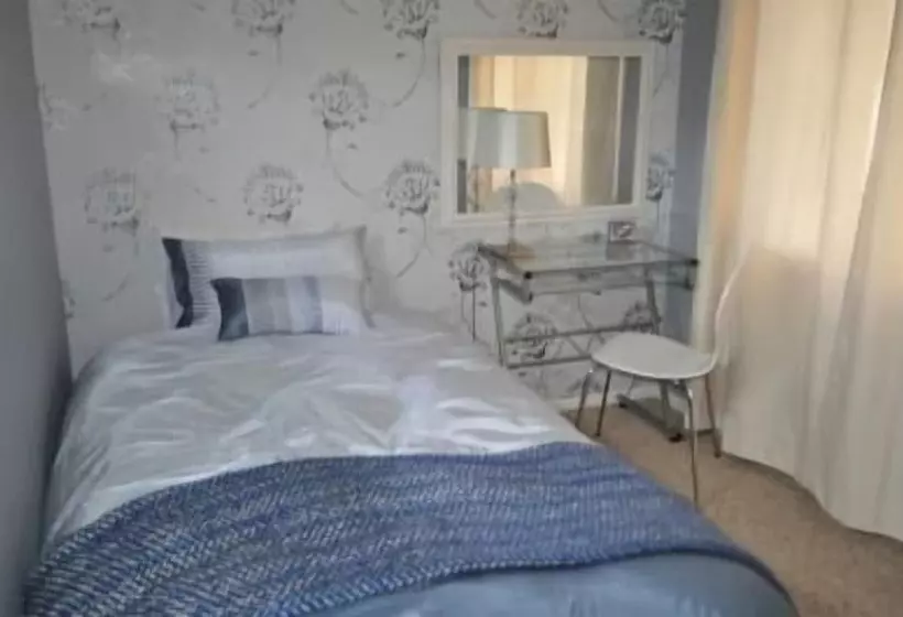 צימר 16 Havelock