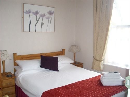 مبيت وإفطار Silverstone House