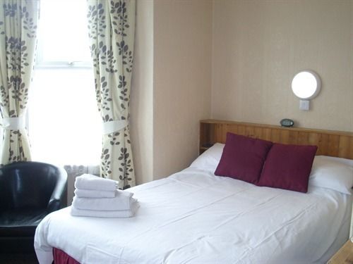 مبيت وإفطار Silverstone House