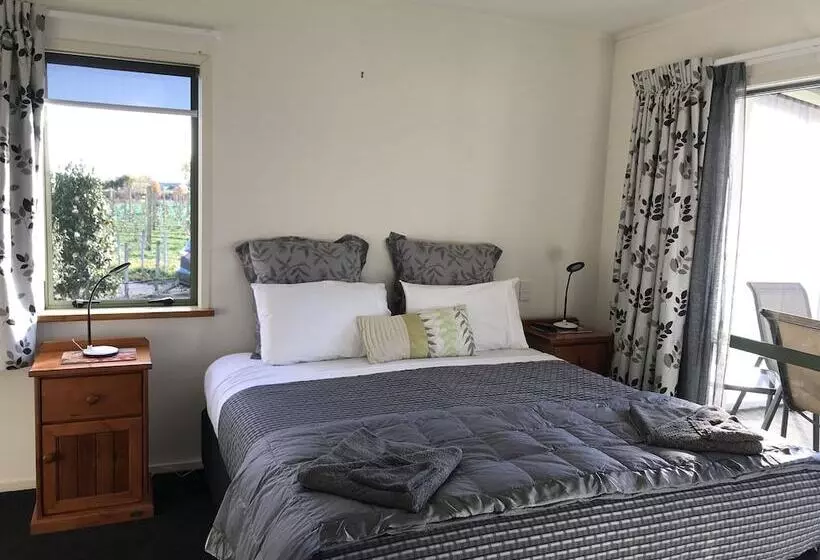 Bluebell Lodge And Cottage
