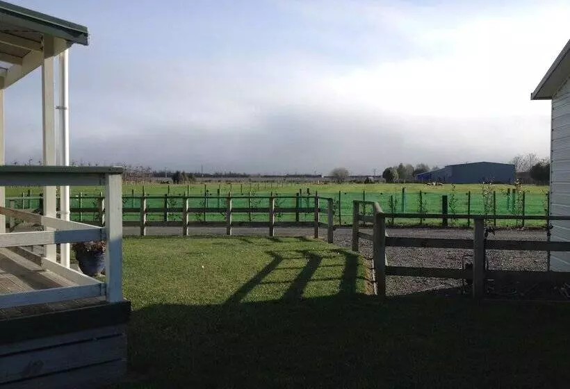 Bluebell Lodge And Cottage