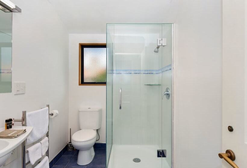 Boatshed Motel Apartments