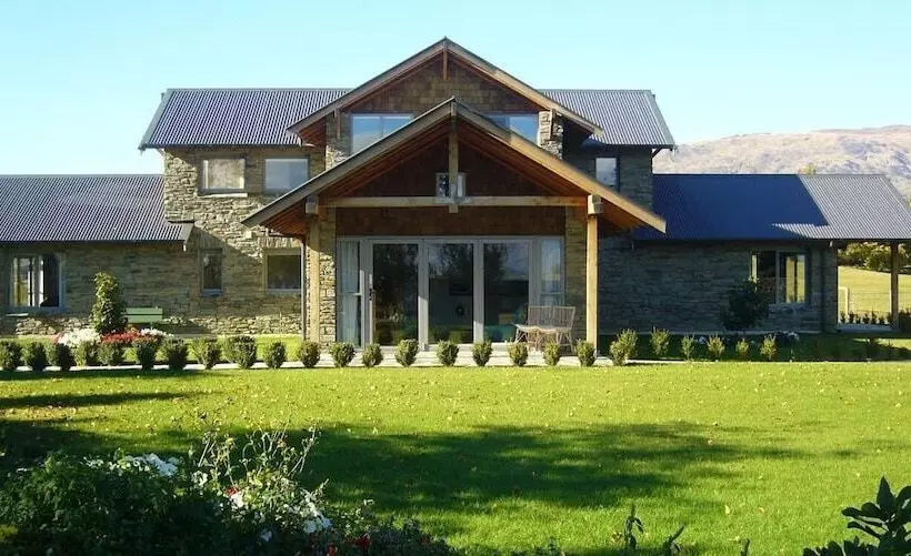 Golf Course Road Chalets