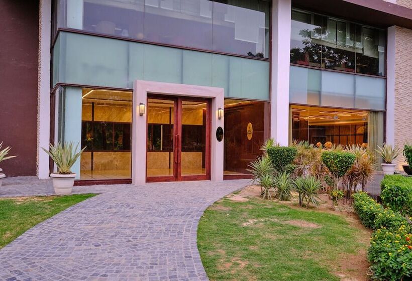 فندق Best Western Country Woods Ambala